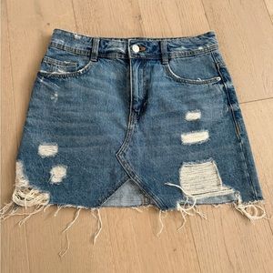 Zara denim distressed skirt